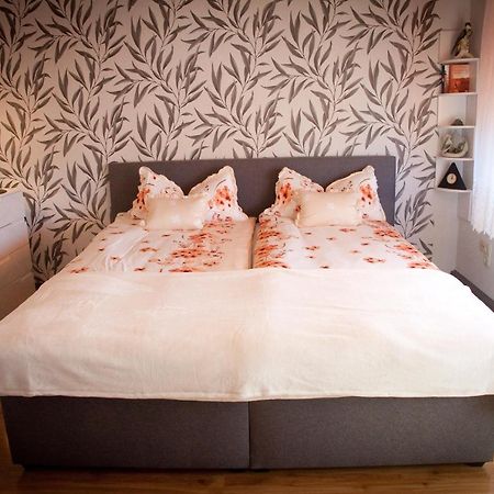 Ferienwohnung Gästezimmer im Grünen Haus Thum Exterior foto